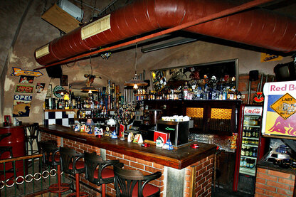 Pub-Bistro “HOLZLAGE - Theke